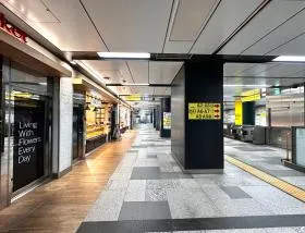 神保町駅