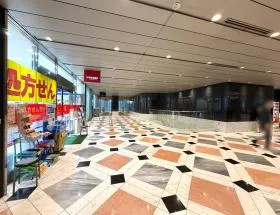 新宿アイランドタワーの外観