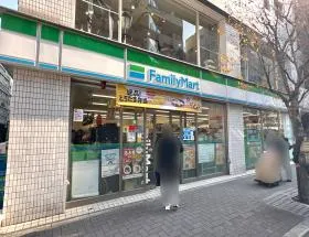 ファミリーマート