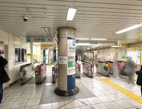 東京メトロ千代田線「新御茶ノ水駅」