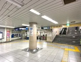 東京メトロ千代田線「新御茶ノ水駅」