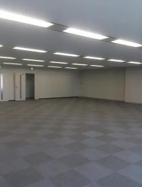 タイム24ビルの外観