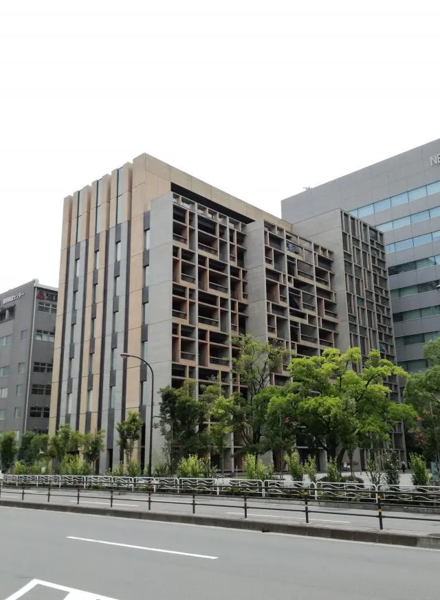 木材会館の外観写真