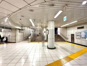 溜池山王駅