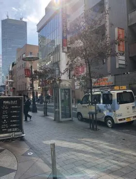 Totsu Biz Axis Akasaka(旧キーストーン赤坂)ビルの外観