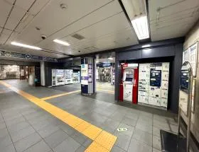 神保町駅（東京メトロ半蔵門線・都営新宿線・都営三田線）