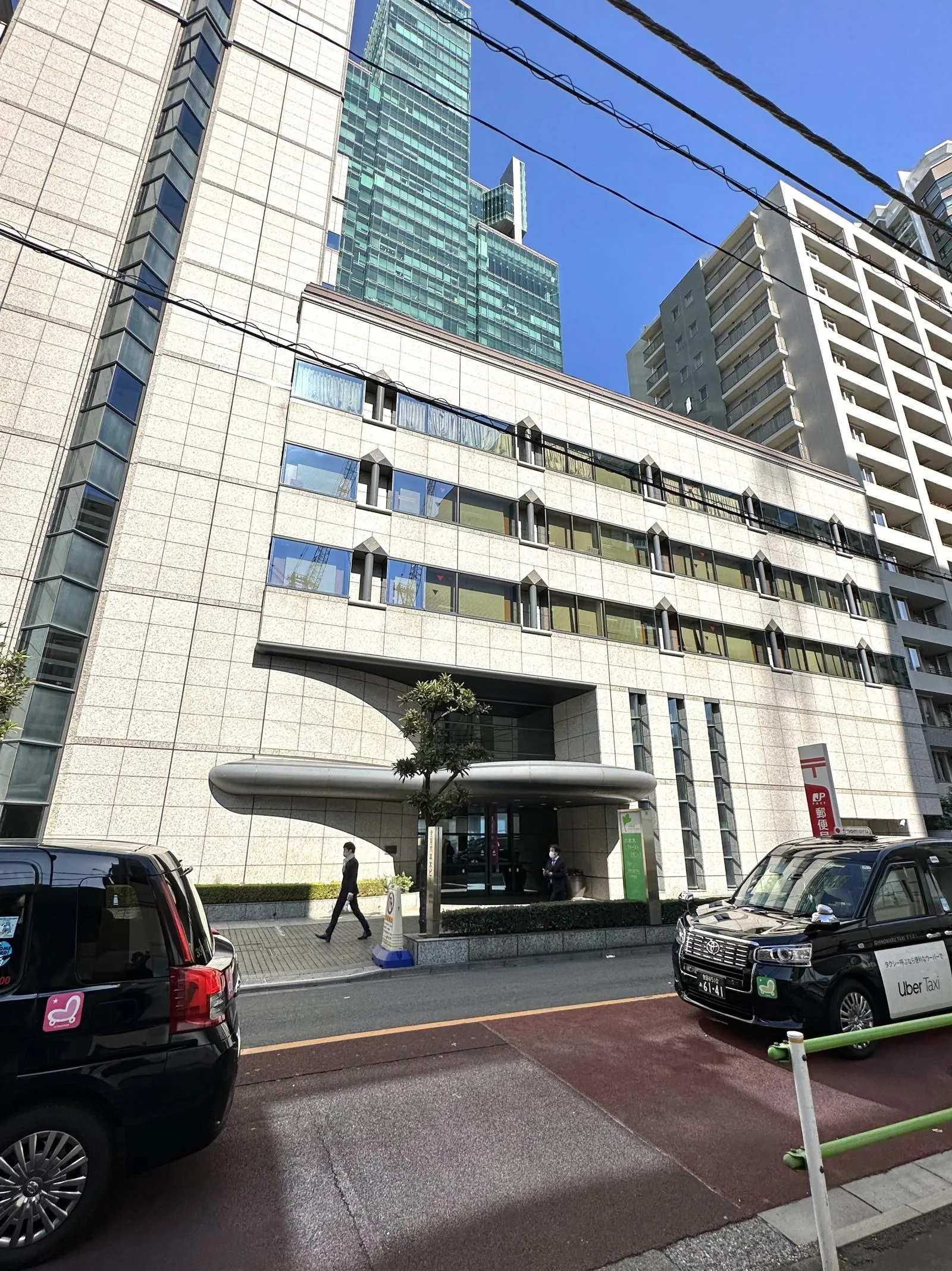 全特六本木ビル(WEST棟)の外観写真