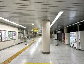 都営新宿線「岩本町駅」