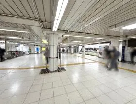 西新宿駅（東京メトロ丸ノ内線）