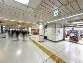西新宿駅（東京メトロ丸ノ内線）