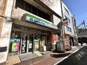 ファミリーマート