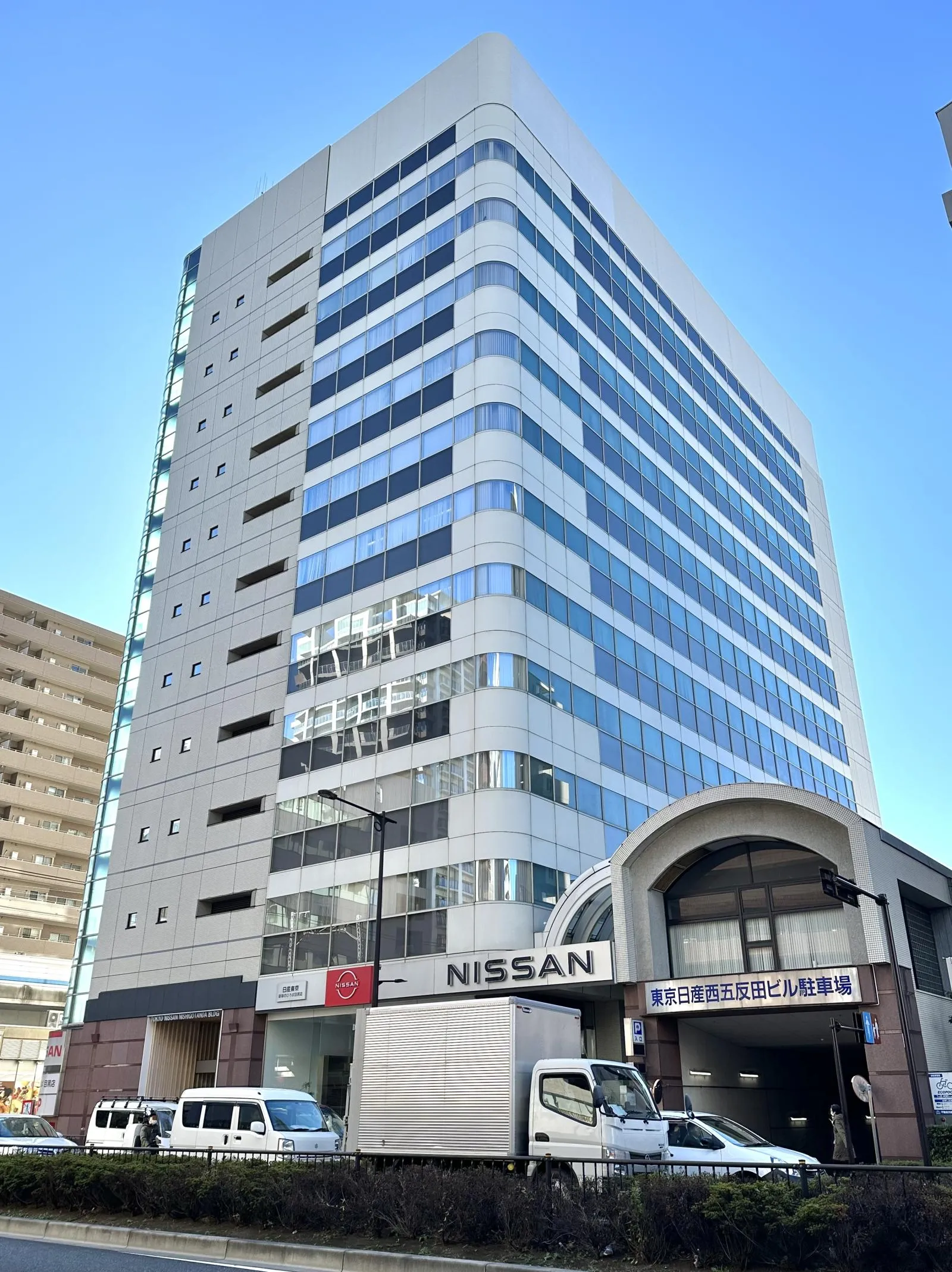 東京日産西五反田ビルの外観写真