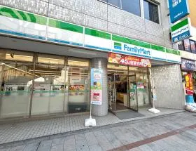ファミリーマート