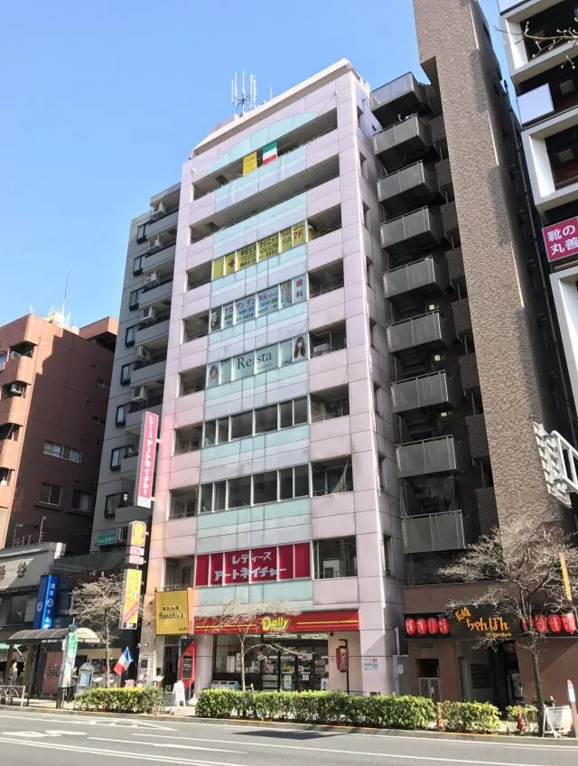 中傳(ナカデン)ビルの外観写真