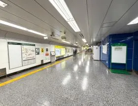 都営大江戸線・都営新宿線・京王新線「新宿駅」※直結