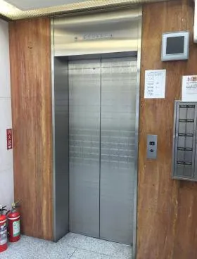 トーエイ八丁堀ビル(旧:京橋第六長岡ビル)の外観