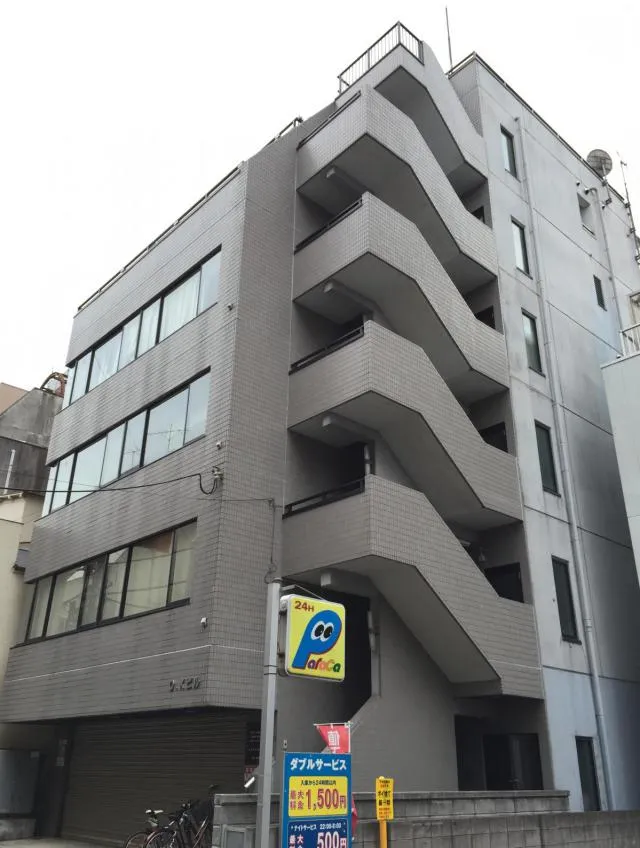 O・Kビルの外観写真