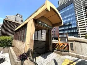 B4出入口(地上)