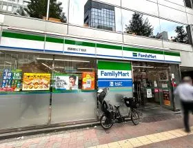 ファミリーマート