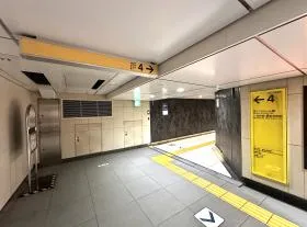 階段から上がる
