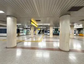 市ヶ谷駅（都営新宿線）