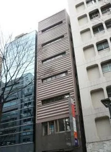 見真ビルの外観写真