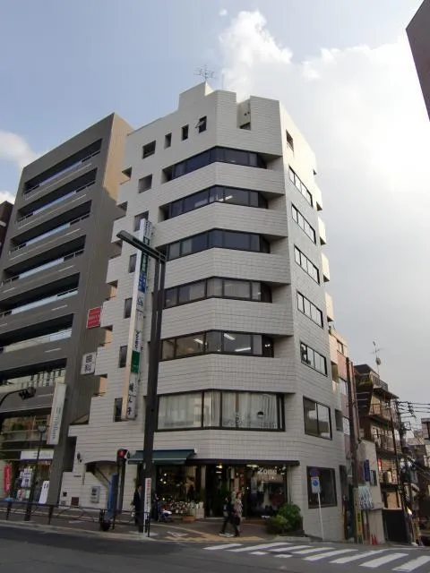四谷小林ビルの外観写真