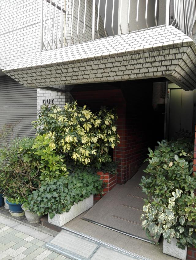 東京都新宿区市谷本村町