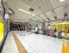 四ツ谷駅（東京メトロ南北線）