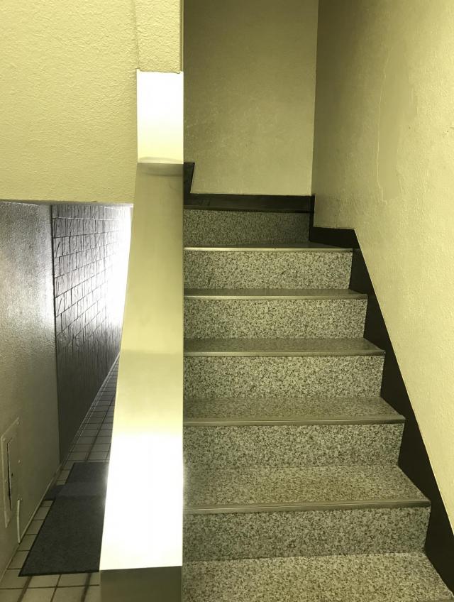 東京都中央区日本橋蛎殻町