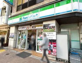 ファミリーマート