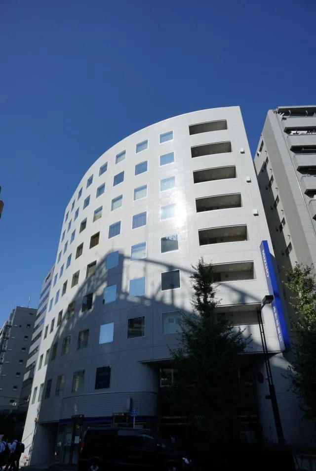 東熱新川ビルの外観写真