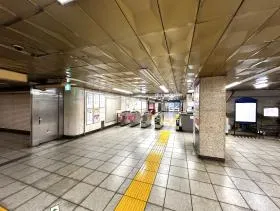 東京メトロ 日比谷線・丸ノ内線・千代田線 「霞ケ関」駅