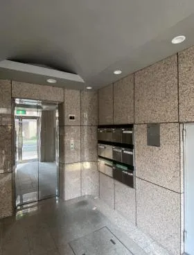 カワジリビル八丁堀の外観