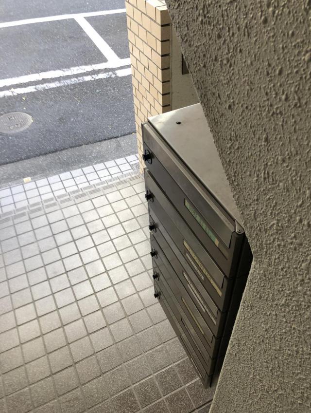東京都千代田区神田錦町