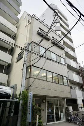 岩浪ビルの外観