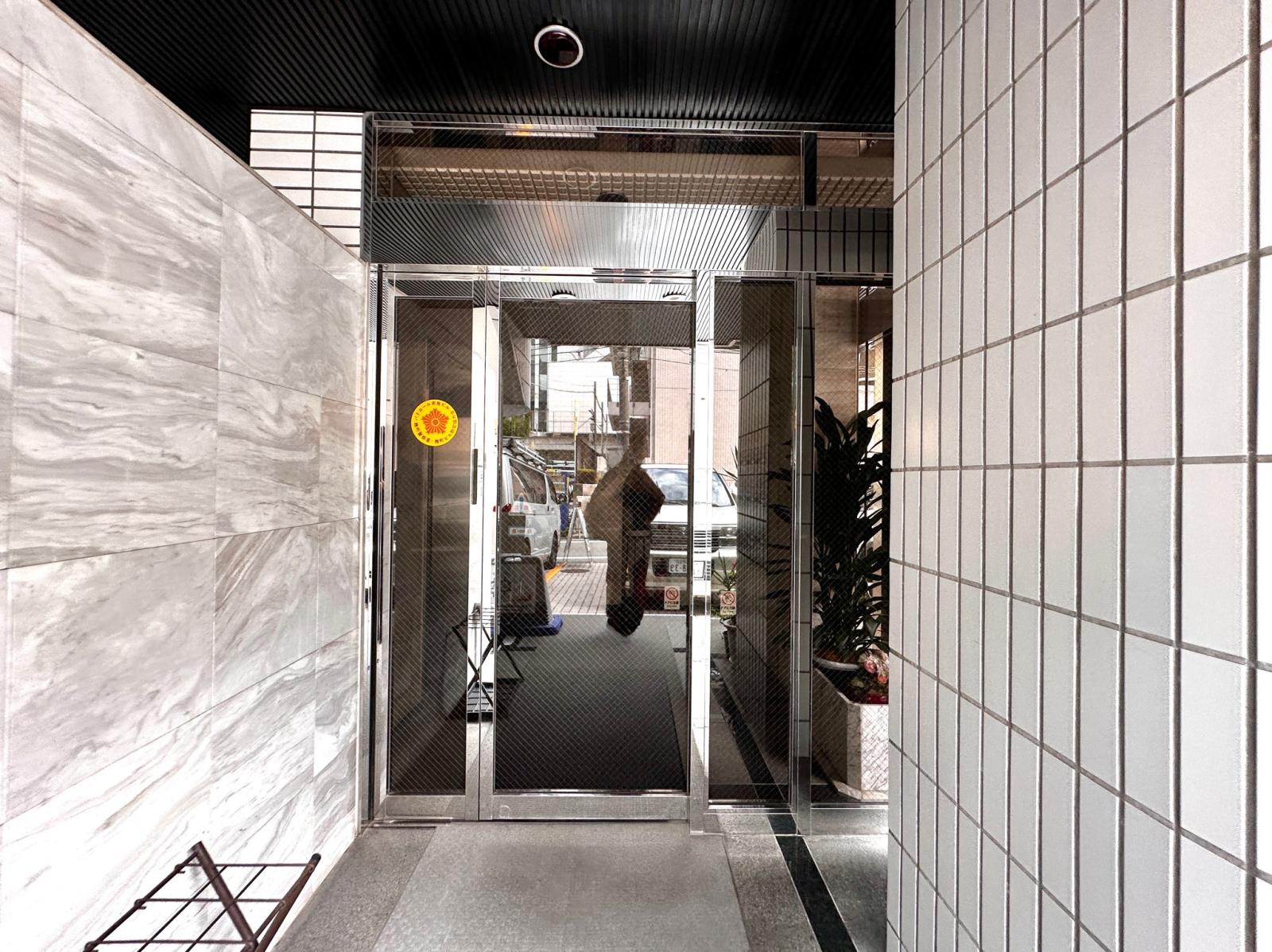 東京都千代田区麹町4
