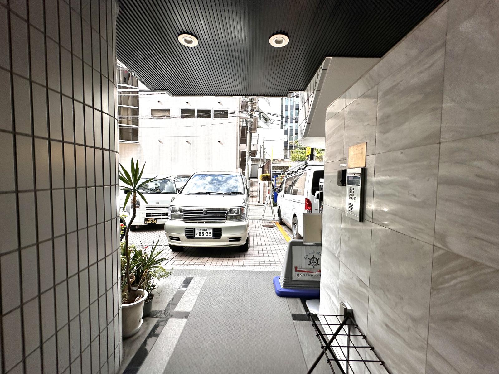東京都千代田区麹町4