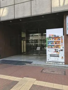 タカセビル本館の外観