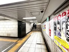 A5出入口を目指す