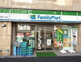 ファミリーマート