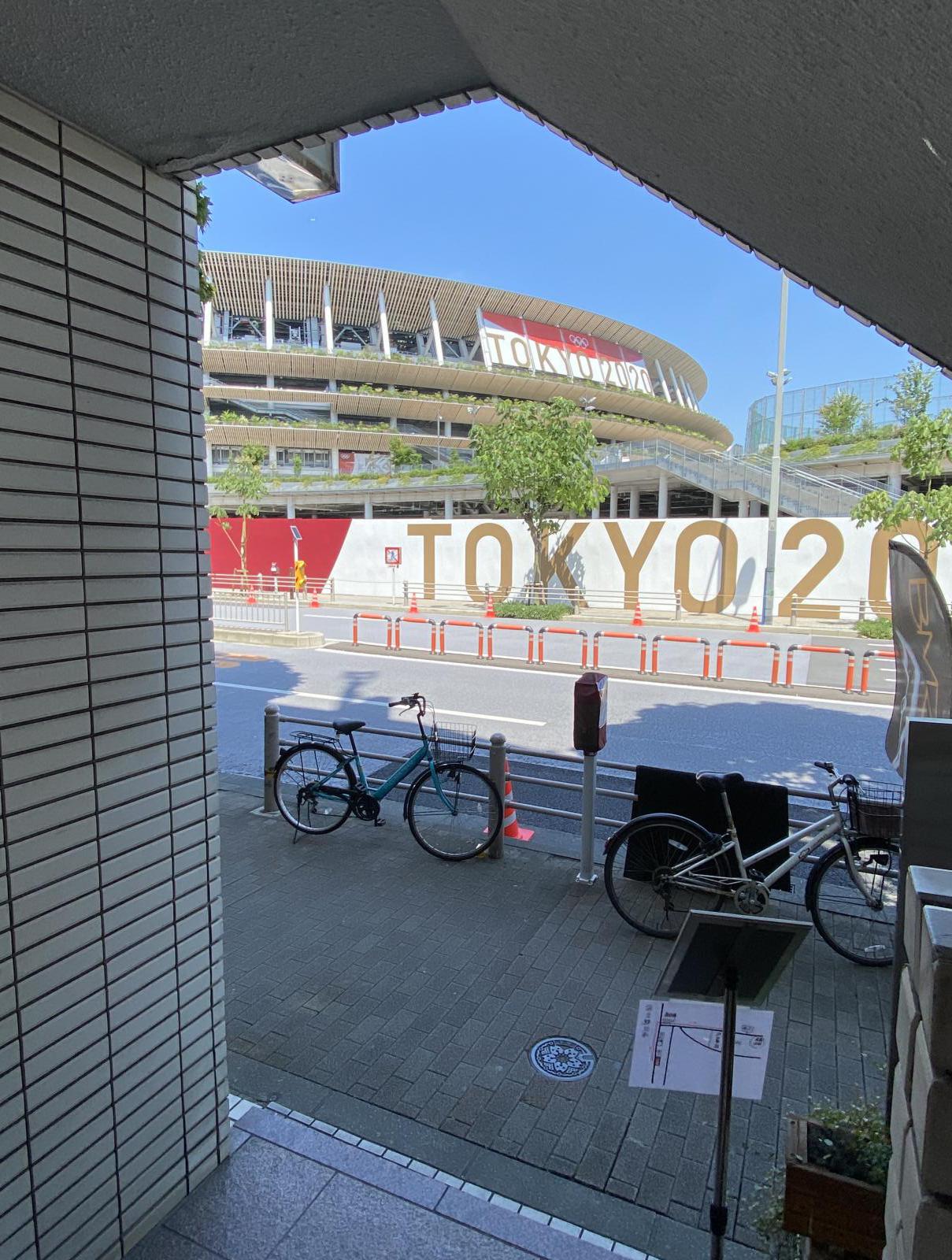 東京都渋谷区千駄ヶ谷2