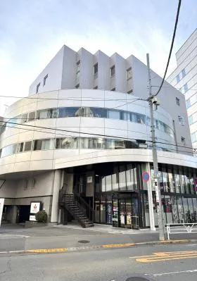 フロンティア代々木(旧代々木コミュニティ)の外観