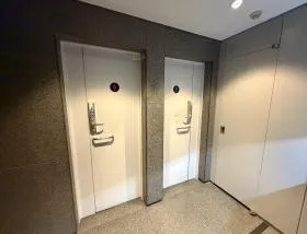 フロンティア代々木(旧代々木コミュニティ)の外観