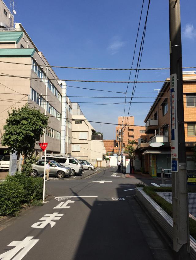 東京都渋谷区千駄ヶ谷1