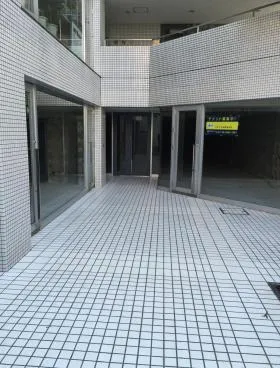 佳秀ビルの外観