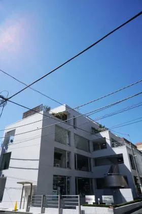 佳秀ビルの外観