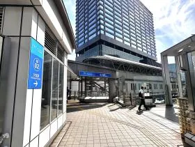 汐留駅　出入口（地上側）