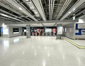 東京メトロ日比谷線「虎ノ門ヒルズ駅」