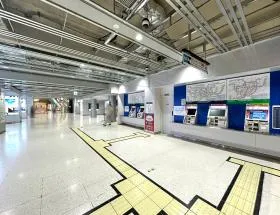 東京メトロ日比谷線「虎ノ門ヒルズ駅」